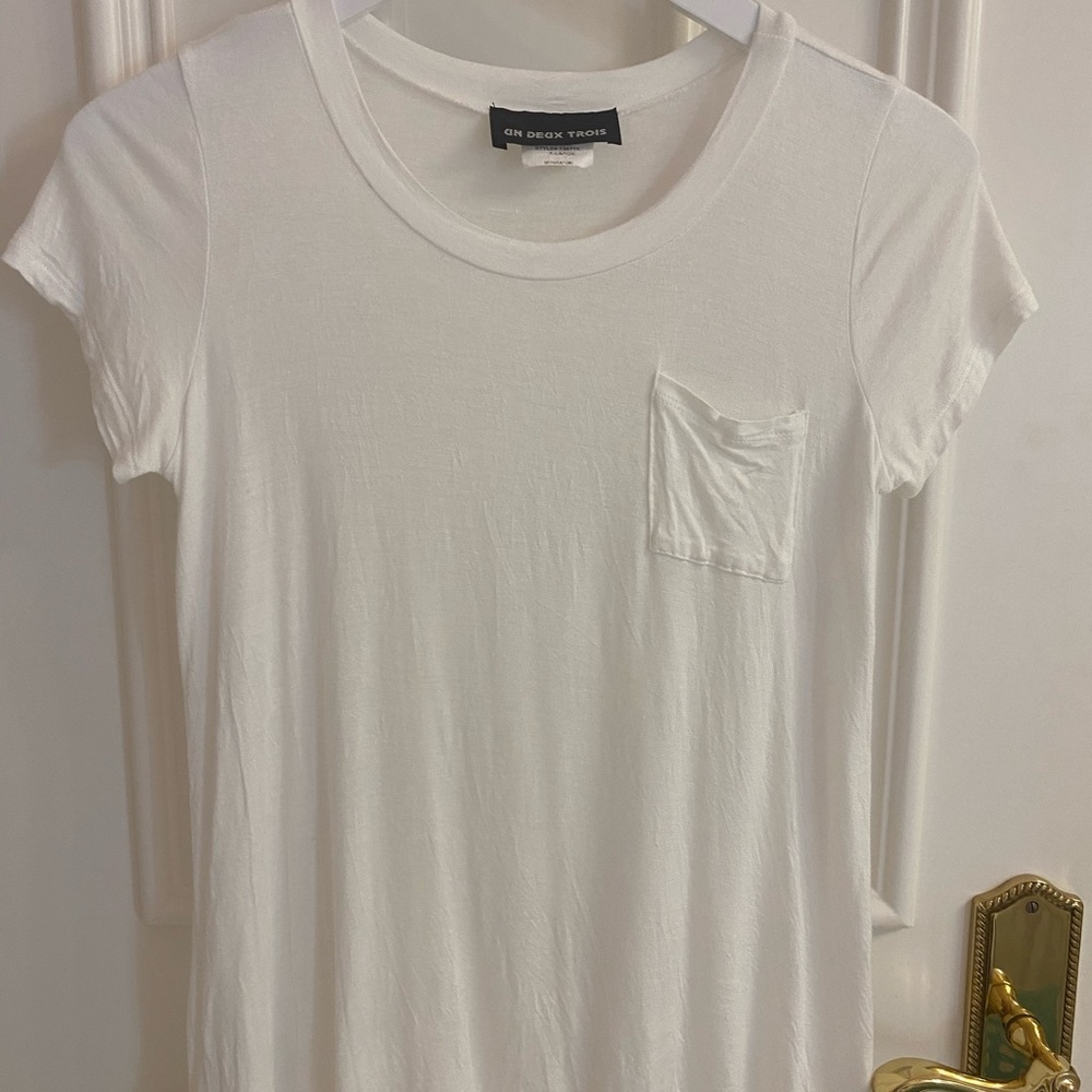 white t shirt